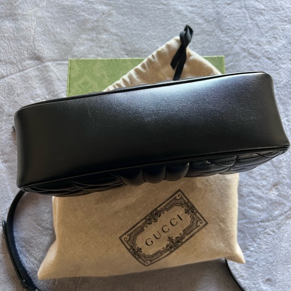 Authentic Gucci Mixed Matelasse Leather GG Marmont Aria Small Shoulder Bag - Picture 5 of 9